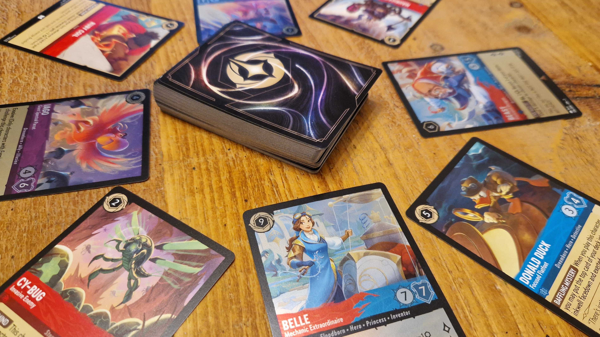 primeiro-deck-de-Disney-Lorcana